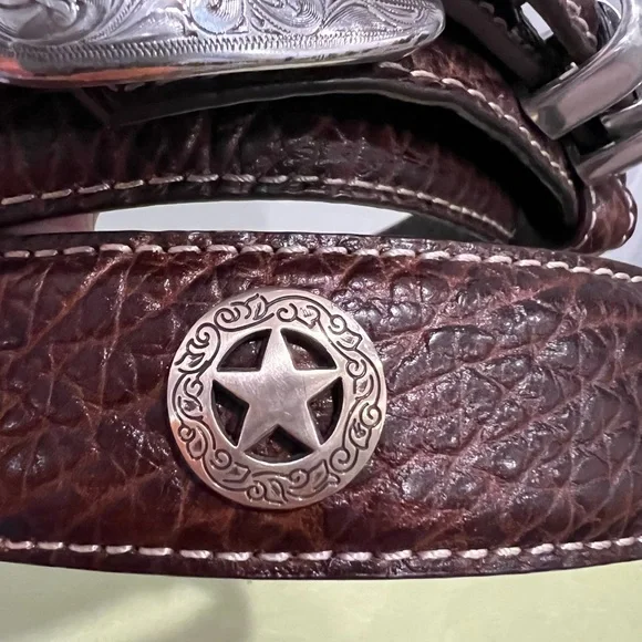 Brown Leather Belt with Silver Buckle. 36 - Picture 4 of 8